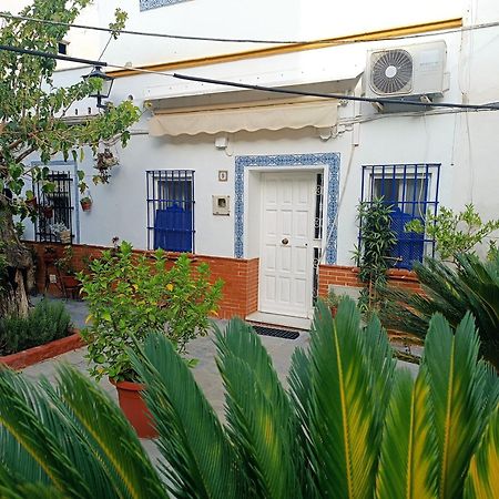 Tipico Y Pintoresco Patio De Vecinos, Con Encanto Sewilla Zewnętrze zdjęcie