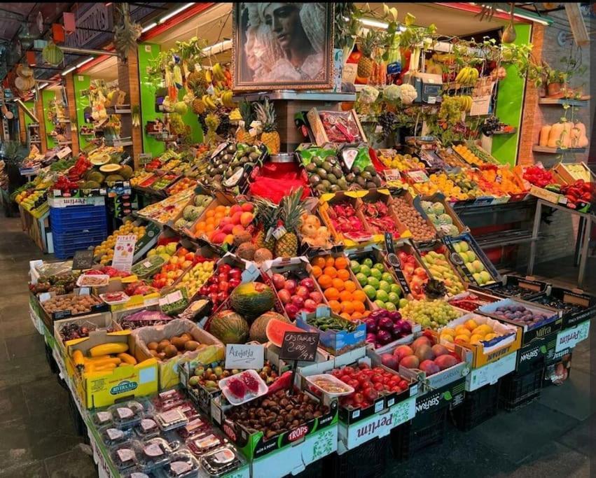 Tipico Y Pintoresco Patio De Vecinos, Con Encanto Sewilla Zewnętrze zdjęcie